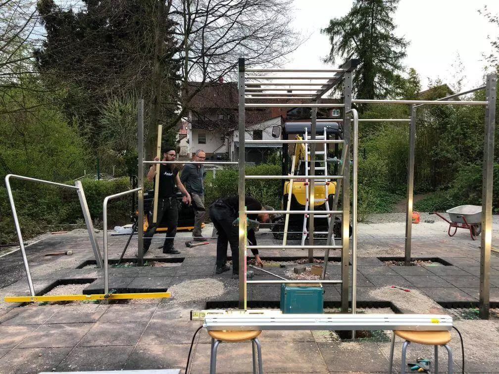 Assemblage de construction du lycée Hösbach Tolymp Cross 2