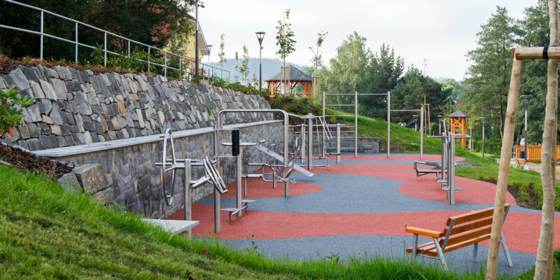 tolymp-spielplaetze-erwachsene-erwachsenenspielplaetze-indoor-outdoor