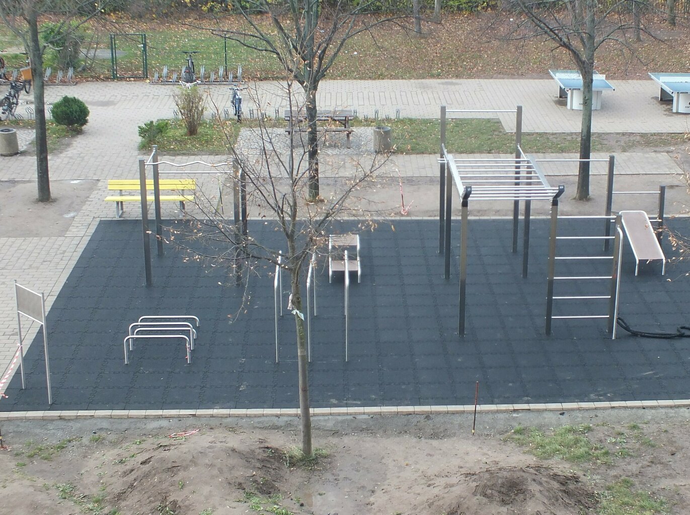 Installation de gymnastique suédoise pour les sports scolaires 3