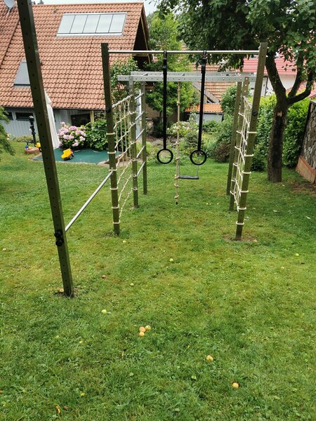 TOLYMP Anlage in Hanglage