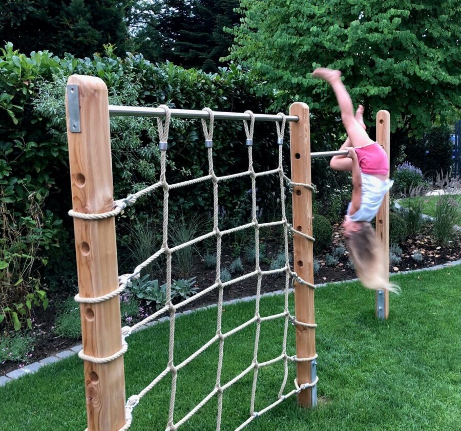 Climbing net 140x160 cm to extend a gymnastics bar